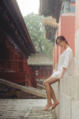 人妻饥渴偷公乱中文字幕